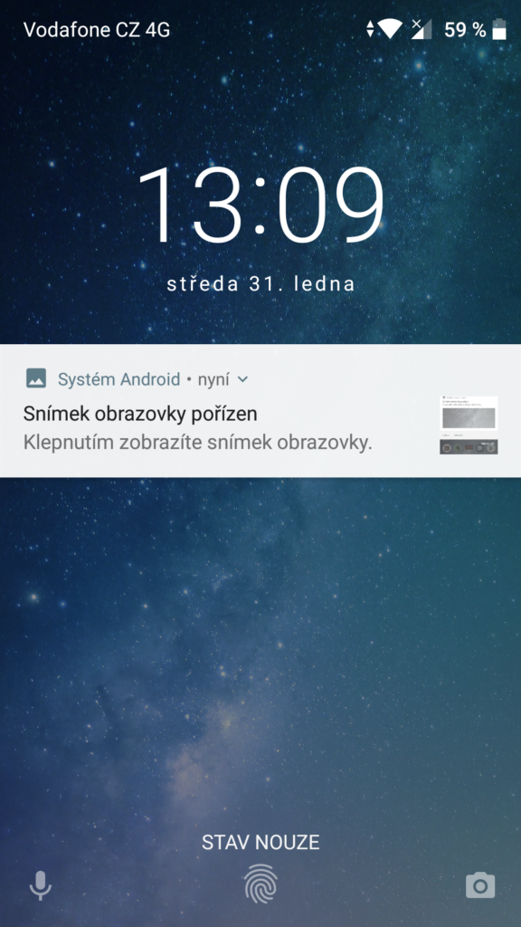 zavřená obrazovka s notifikací